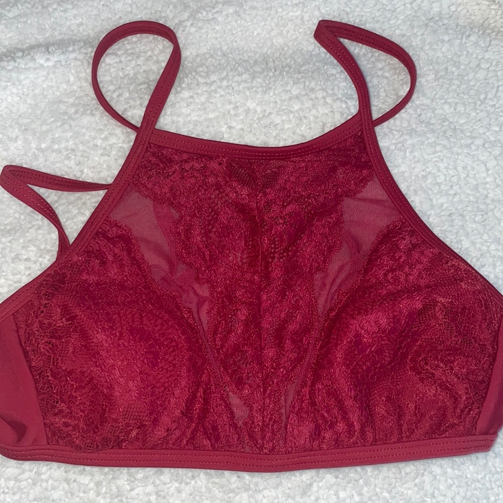 HIGH NECK LACE BIKINI TOP
